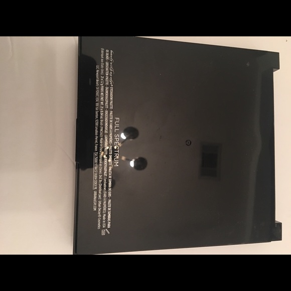 *LAST ONE** Urban Decay Full Spectrum Eye palette - Picture 6 of 6